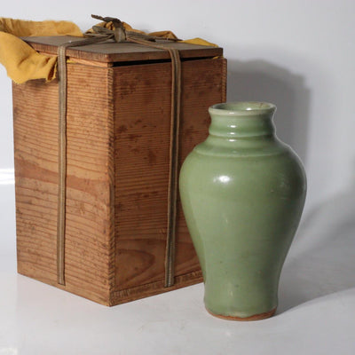 Imagines: Chinese Ming dynasty Antique Celadon vase Highest quality w/box